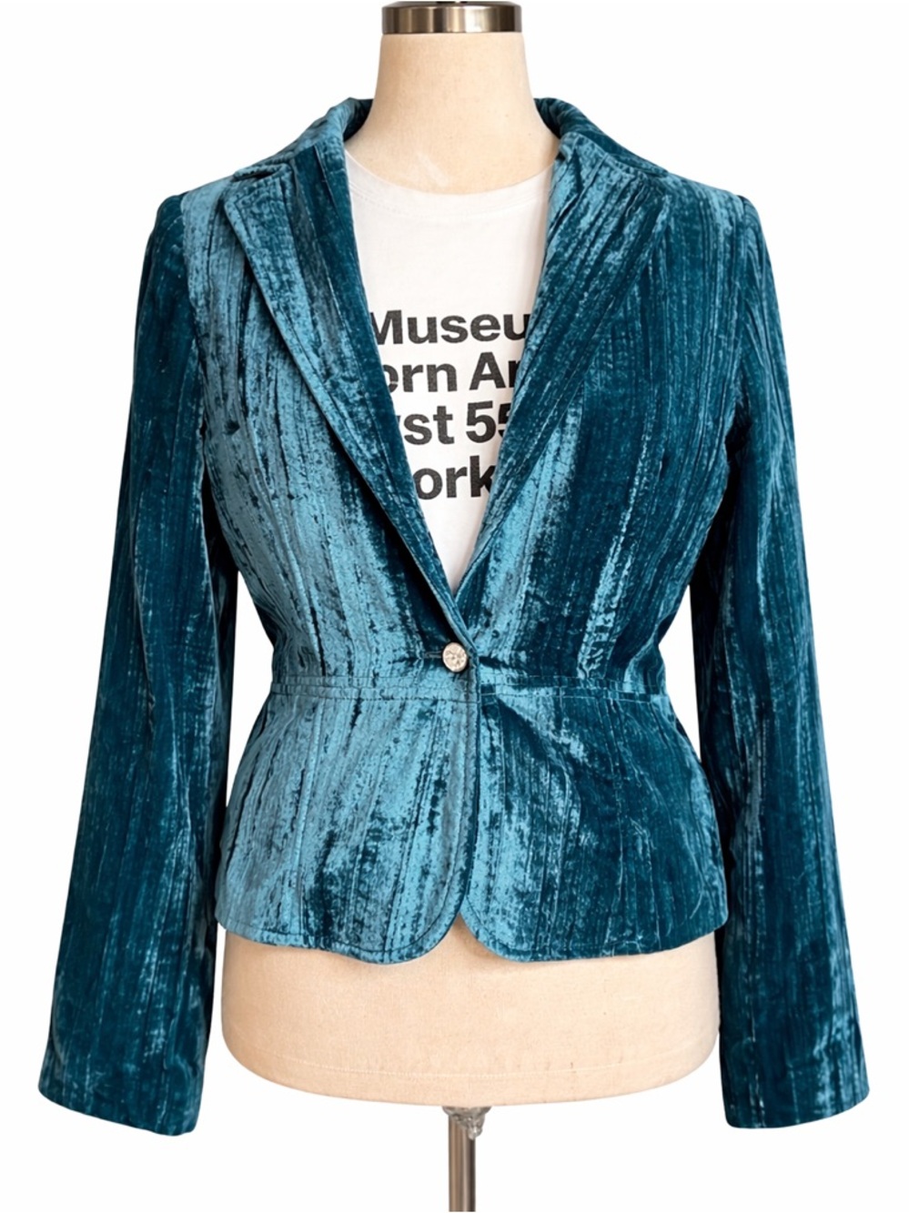 Vintage Y2K crushed velvet turquoise blazer with rhinestone button. M